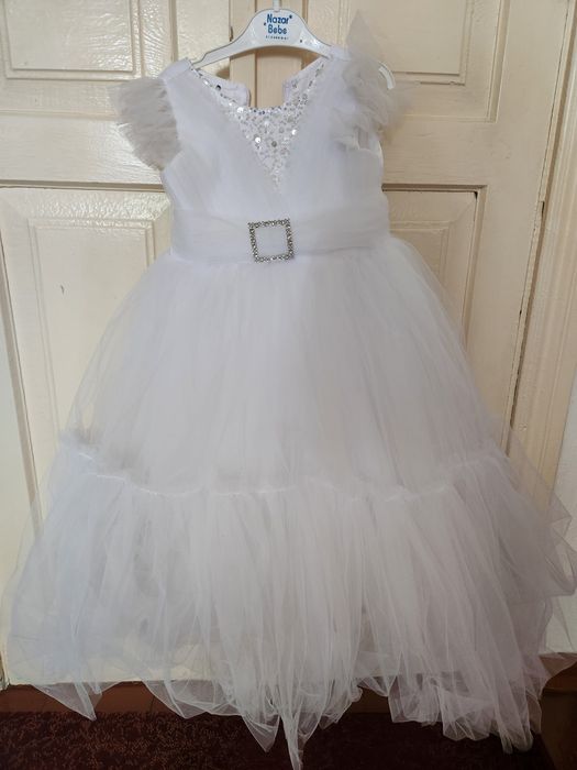 Белые платья б/у