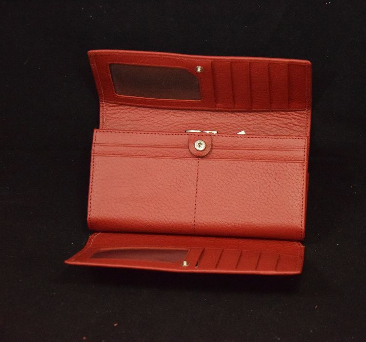 Персонализирано дамско портмоне от италианска ЕСТЕСТВЕНА КОЖА