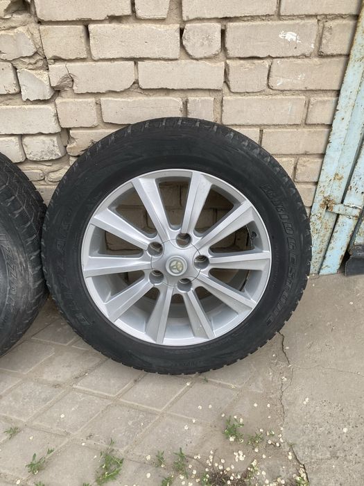 Продам шины 275/55R20 с дисками
