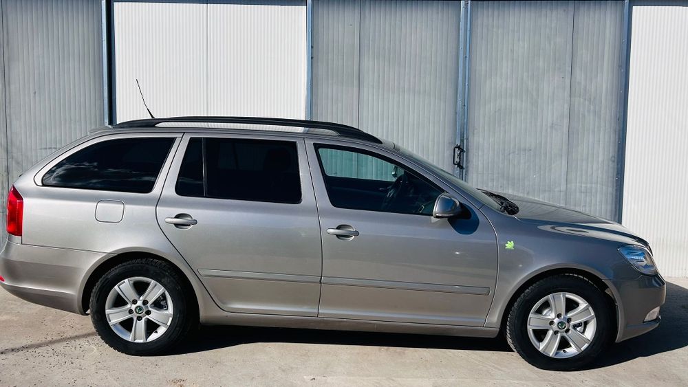 SKODA Octavia 2011 — imagine 39