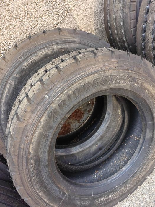 *НОВИ* гуми BRIDGESTONE 235/75/17.5