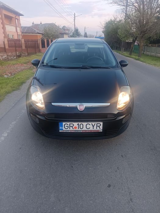 VAND FIAT PUNTO EVO BENZINA 1,2 AN 2011 KM 88600 reali