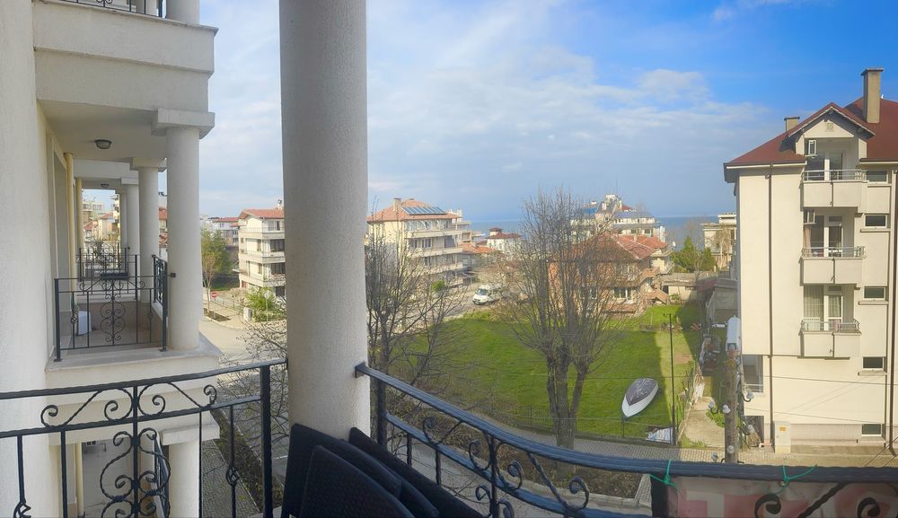 град Обзор Двустаен 100м море