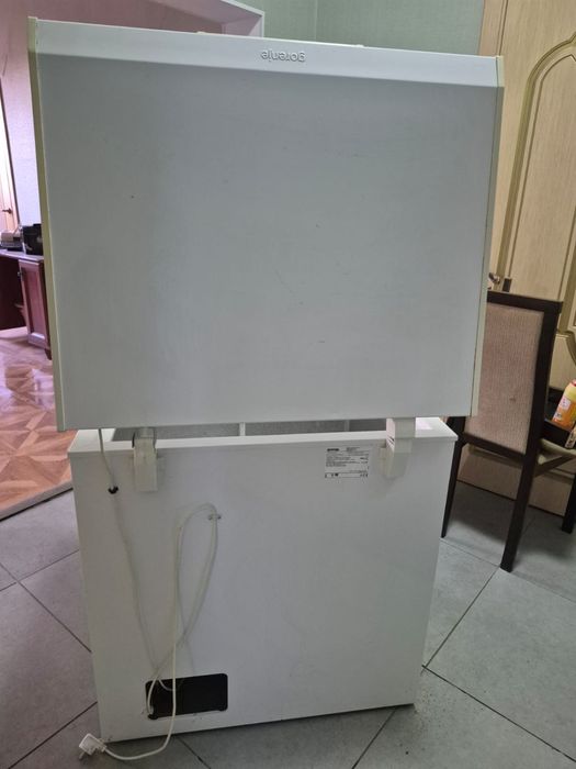 Продам морозильник
