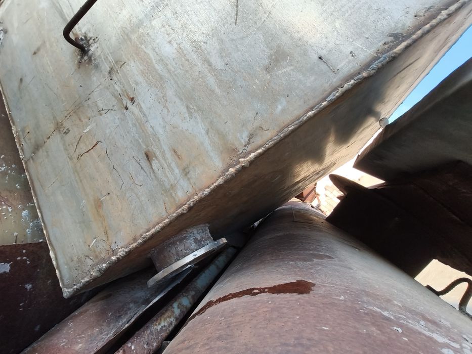 Бак из толстостенной нержавейки (3000 л / 3 куба)
Продам надежный, веч