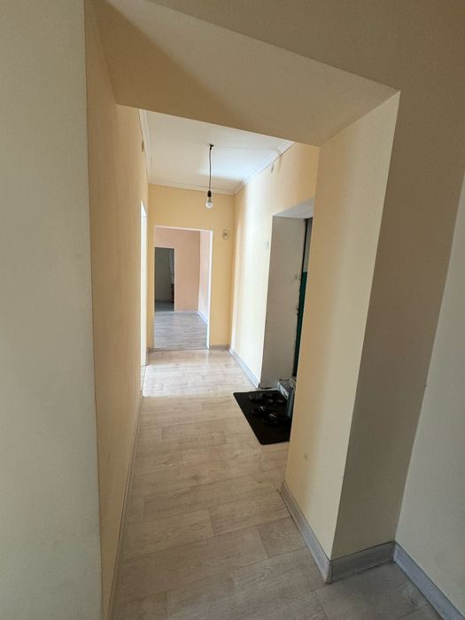Продам квартиру 3 х комнатную