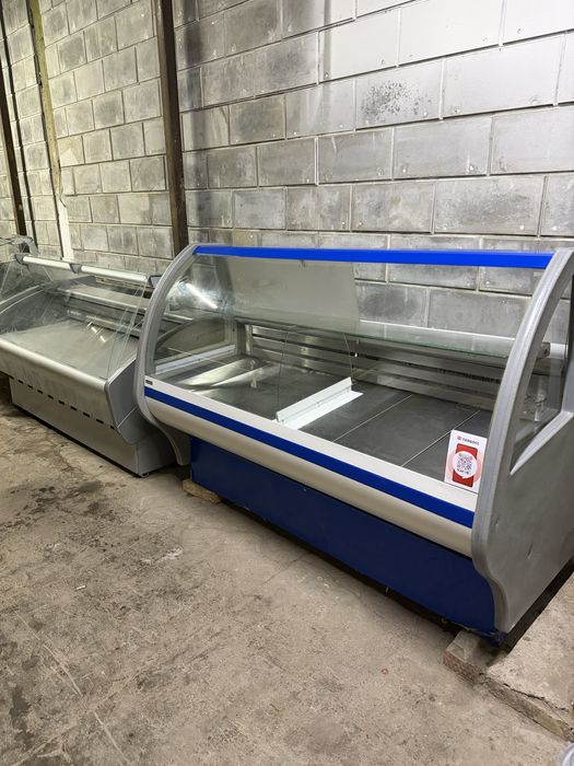 Витринные холодильники