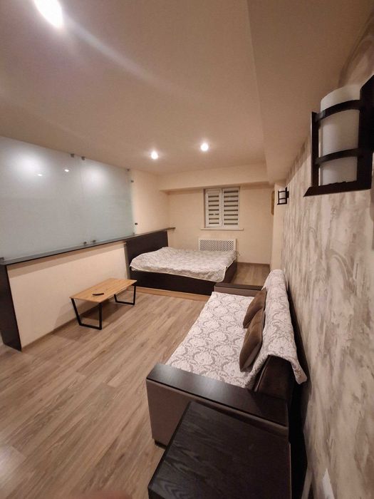 Сдаётся своя 1-комнатная квартира в центре (Ц-5)