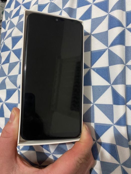 De vanzare două telefoane Samsung A20e