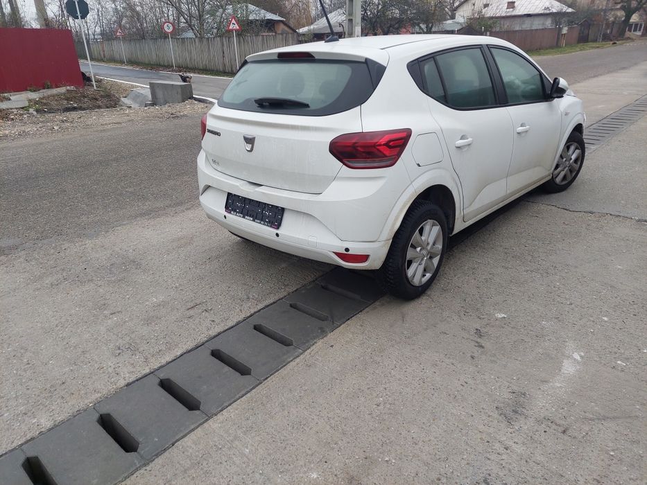 Dezmembrez Dacia Sandero 2022 1.0 SCE cu aer conditionat