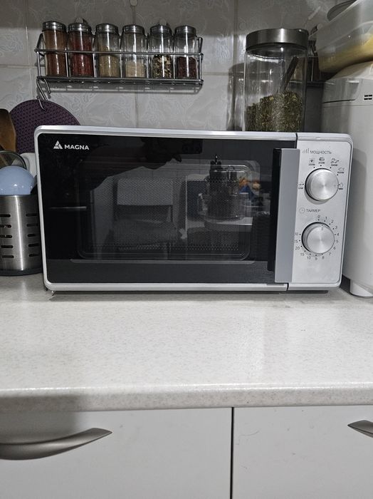 Микроволновка  бу Magna