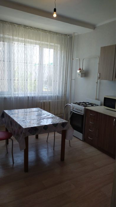 Сдается 2-х ком каартира,9 мкрн7 дом, 3 этаж,61 кв,м, лифт работает