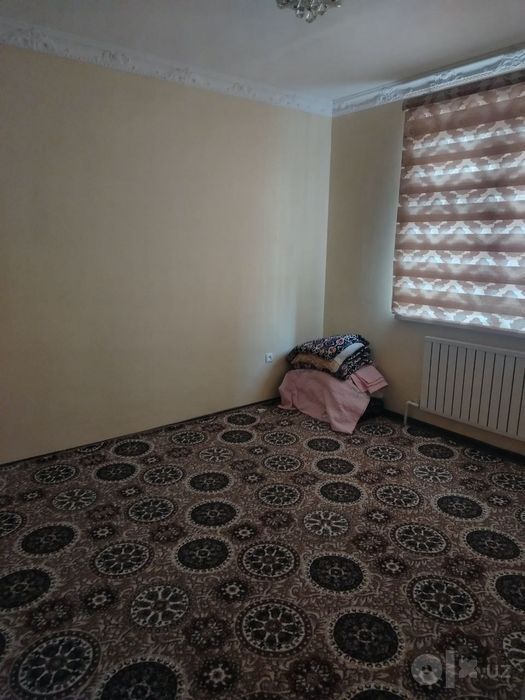 Qorasuvda karzinkani oldida 
Korzinka oldida
 1 qavatida
 2xonali  kva
