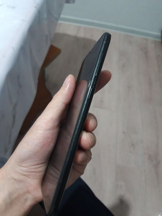 Самсунг А20 часы вместе