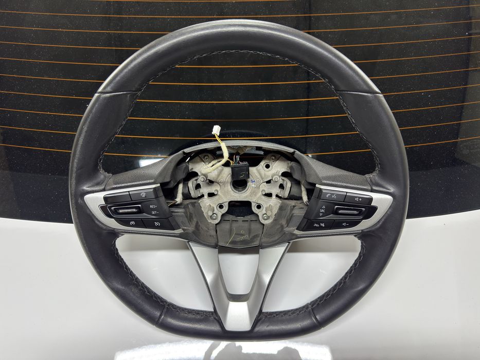 Продам руль от chevrolet onix treker