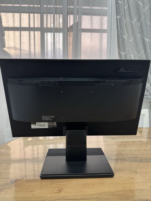 Монитор Acer 60гц