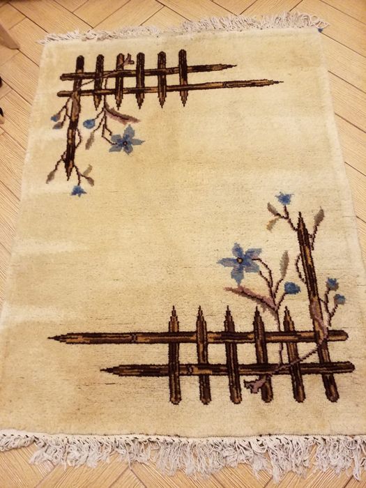 Covor  persan lucrat manual. 170 /120 cm. Transport gratuit.