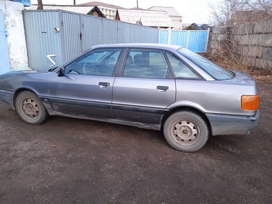 продам машину Audi 80 b3
