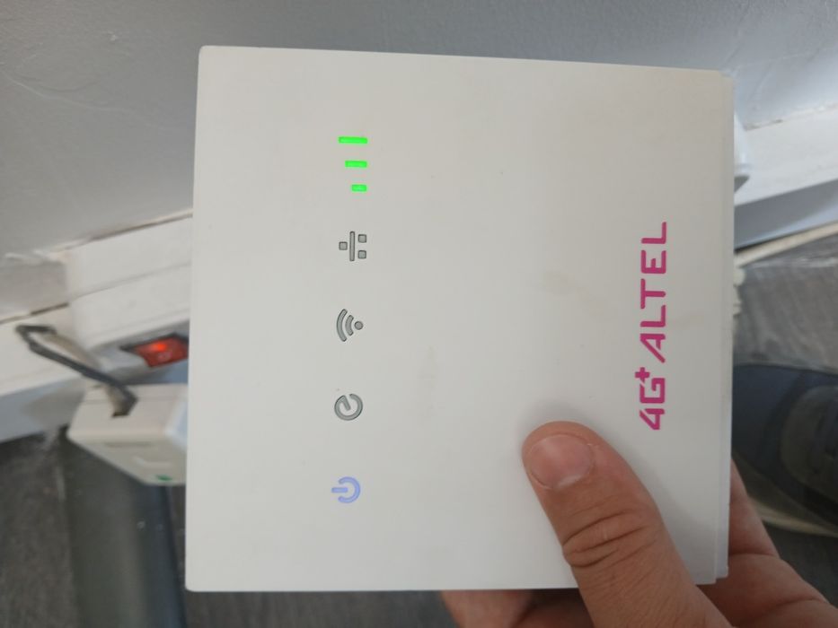 ALTEL 4G P05 Роутер