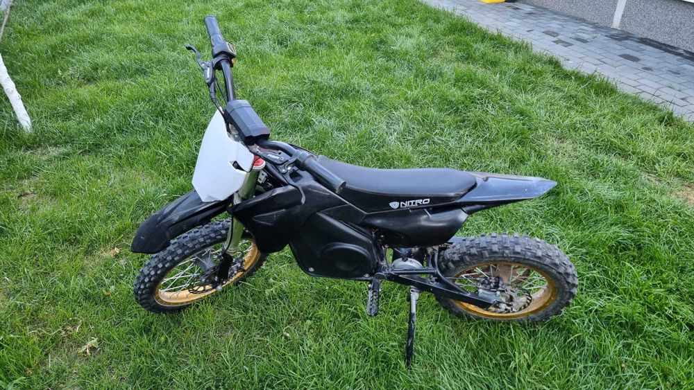 Vand moto cross electric