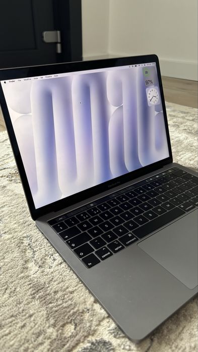 Macbook Pro, 13-inch, 2019