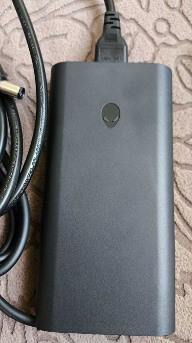 Dell Slim Power Supply 240W / Компактно захранване Alienware 240W
