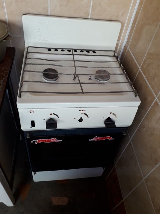 Продам Газ плиту