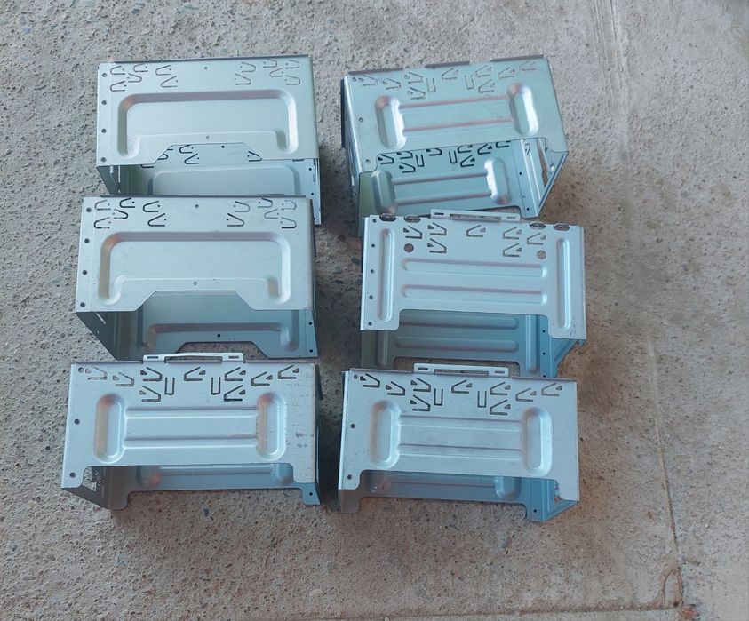 Для магнитофон  в автомобиле