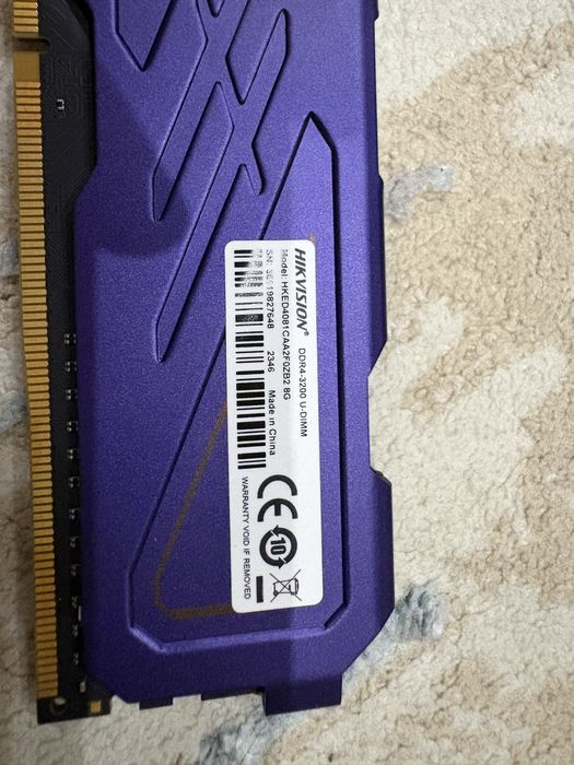 Продам озу HIKVISION° DDR4-3200 U-DIMM  8G