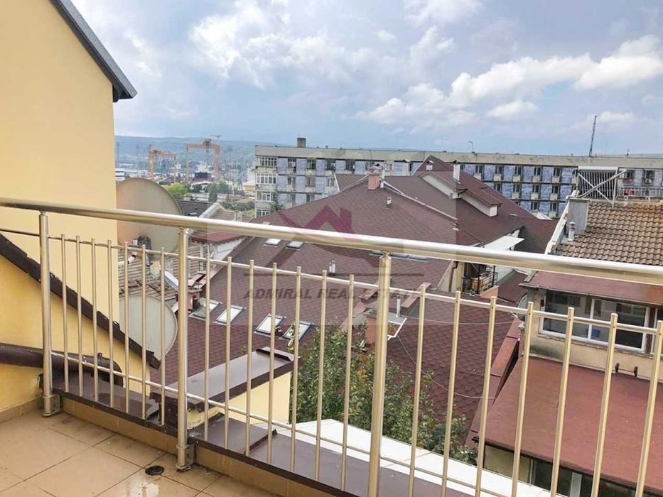 Дава се под наем Тристаен апартамент в Варна, Колхозен пазар - 75 кв.м за 490 € - Снимка #4