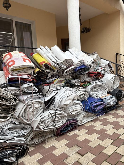 Prelate groase maleabile pentru hale si garaje