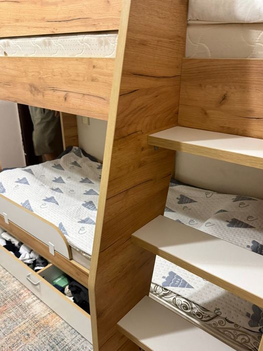 Детский 2х ярусный кровать