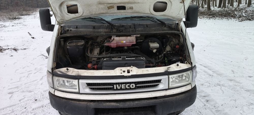 Iveco 35 c12 , basculabil