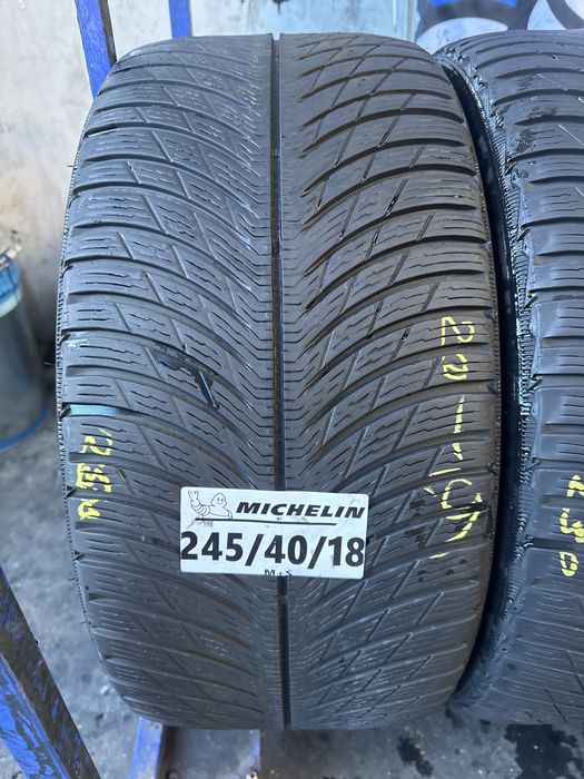 245/40/18 Michelin M+S