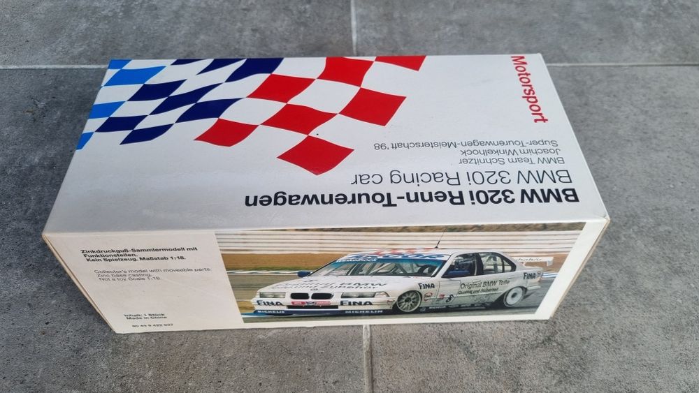 UT 1998 BMW 320i Racing Car Team Schnitzer Winkelhock 1:18