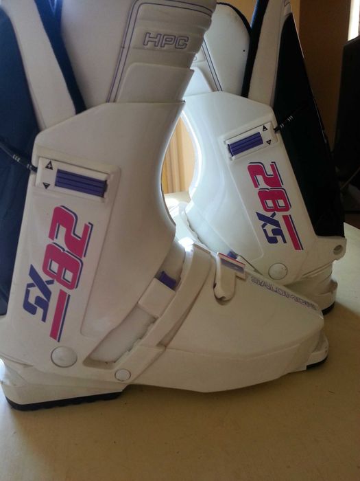 Ски обувки . SALOMON . Размер 40/ 41 .