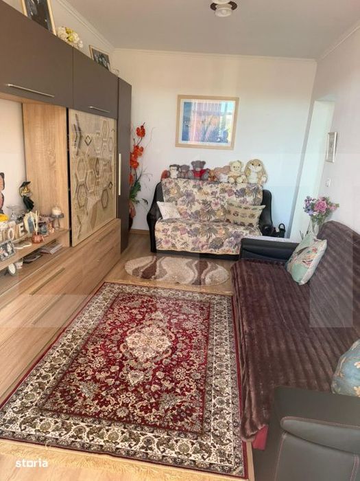 Apartament cu 3 camere, decomandat, 63 mp, zona Plevna - la 2 min de P