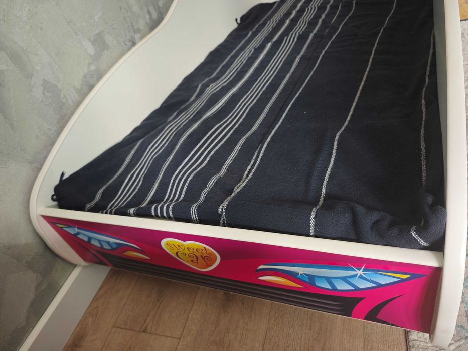 Детская кроватка машинка для девочки 160