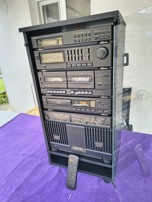 Compact HI-FIAudio System- Universum GTX-2000