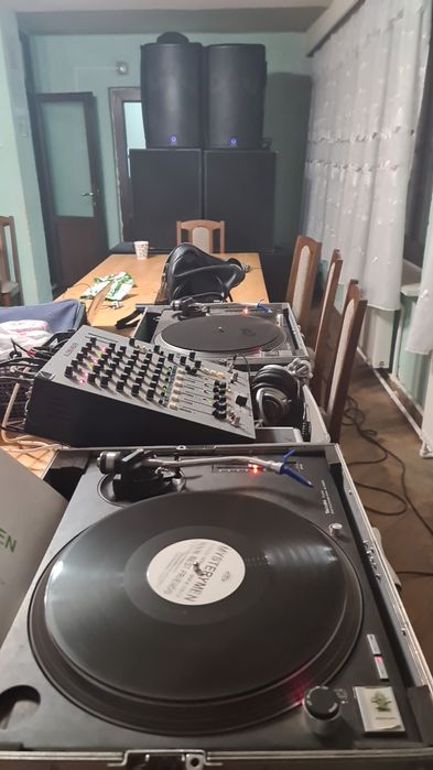 Inchiriez boxe in regim DJ/muzica