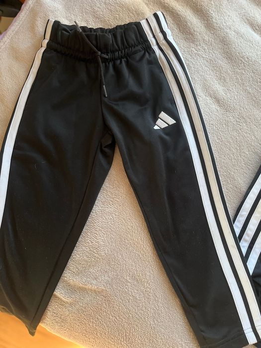Adidas детски екип 4-5 години