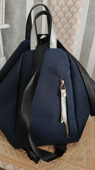 Продам сумку рюкзак