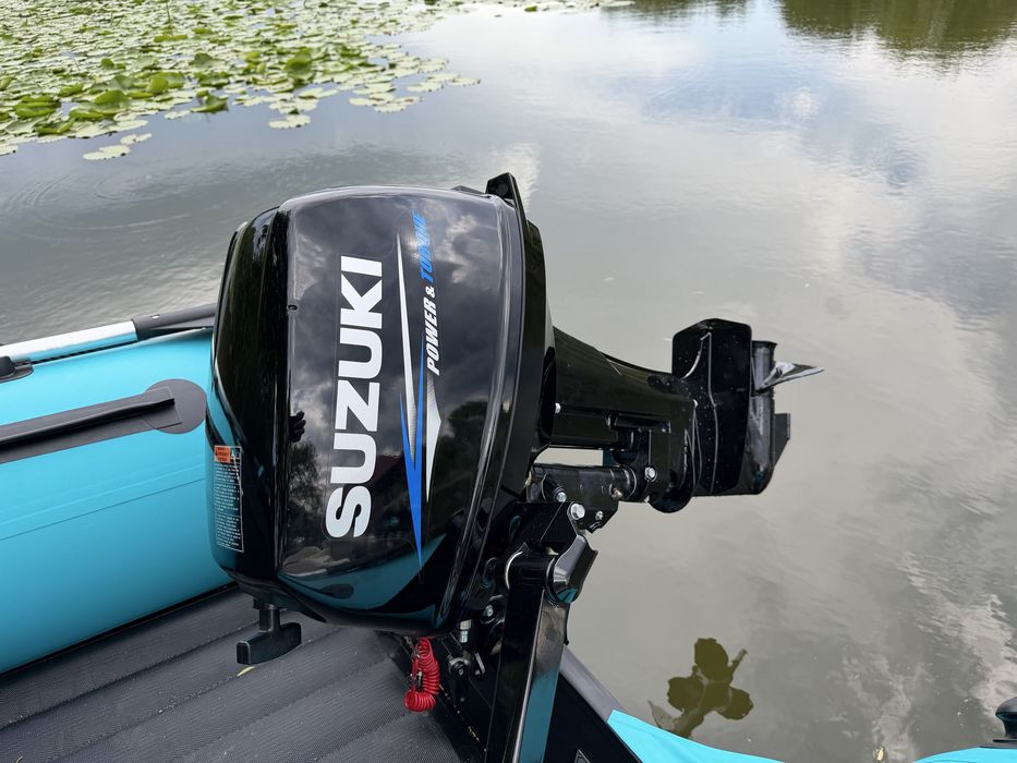 Barca noua 2026 cu motor Suzuki Twostroke 15cai nou