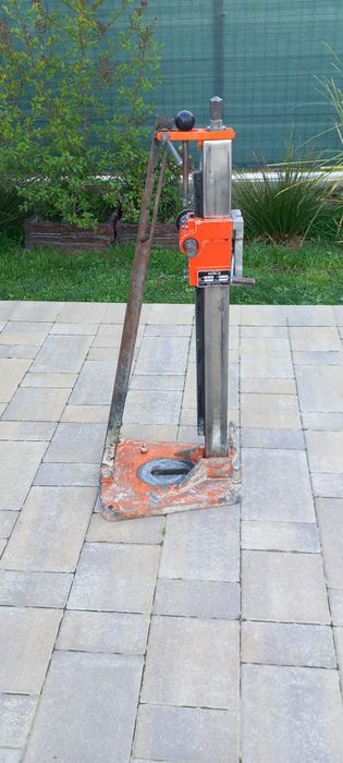 Stativ masina de carotat beton