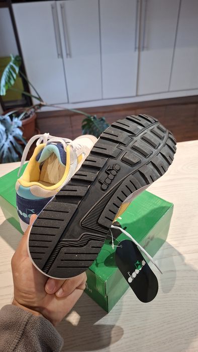 Маратонки Diadora