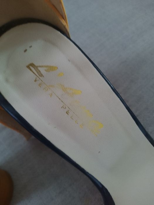 Sandale elegante din piele întoarsă