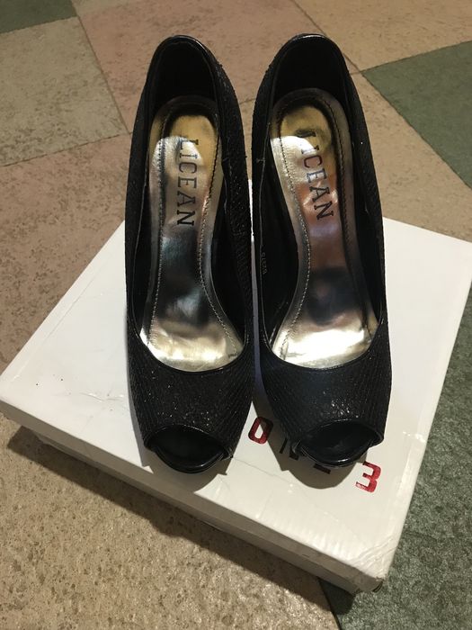 Официални обувки…