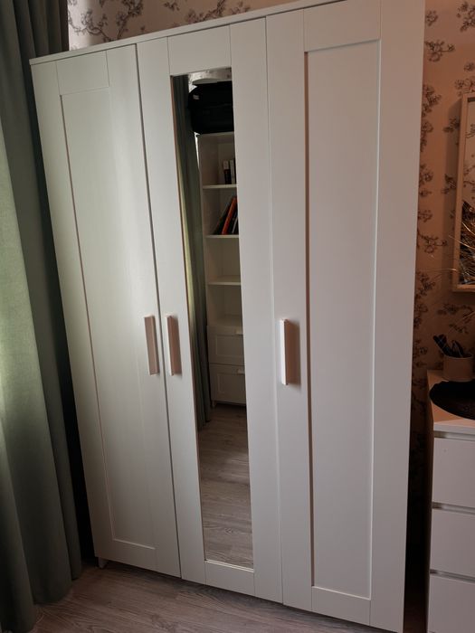Шифоньер IKEA в новом состоянии