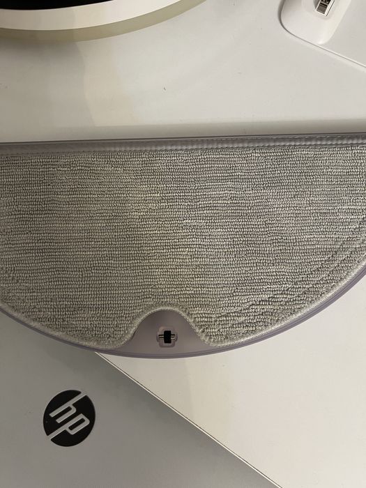 Продам робот пылесос Dreame