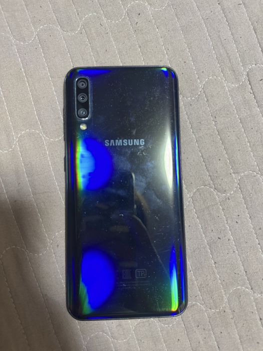 Продам Samsung Galaxy A50